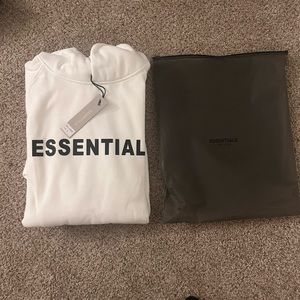 Size L essentials hoodie
